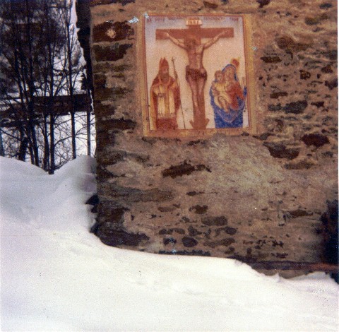 l'affresco del Crocifisso che c'era ancora 20 anni fa su una cascina (ora perso)